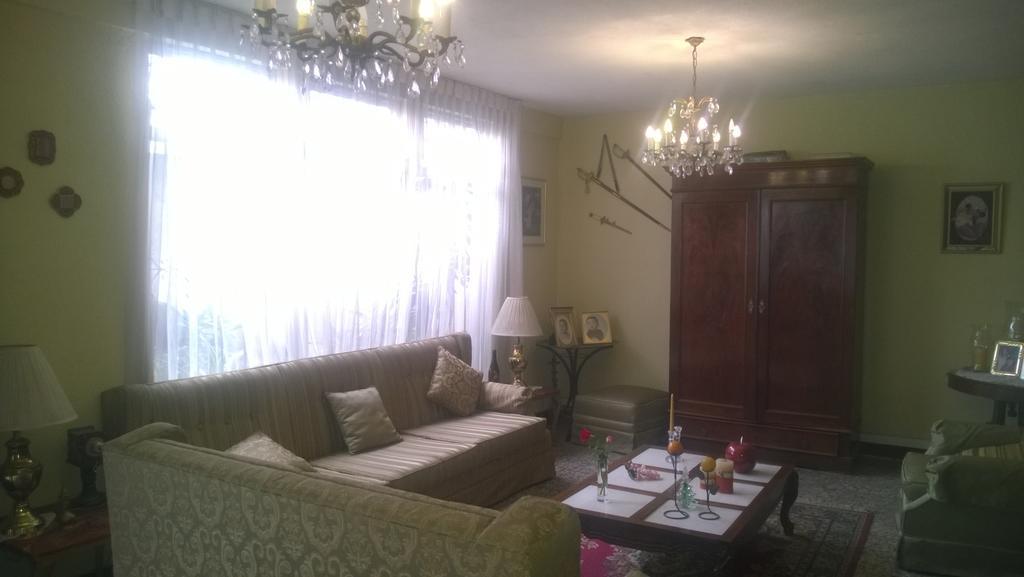 Mariana'S Petit Hotel Guatemala City Room photo